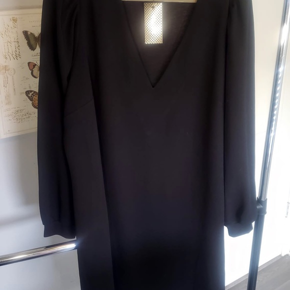 City Chic - Beautiful Black Dress - Picture 4 of 11